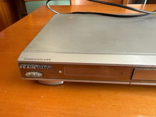 Televisor Philips de 32 pulgadas +Dvd player