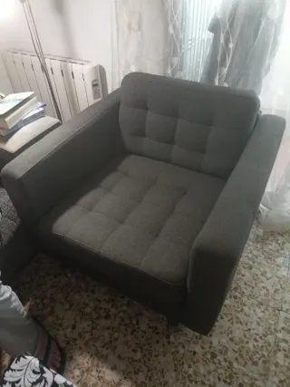 2 poltrone in tessuto grigio