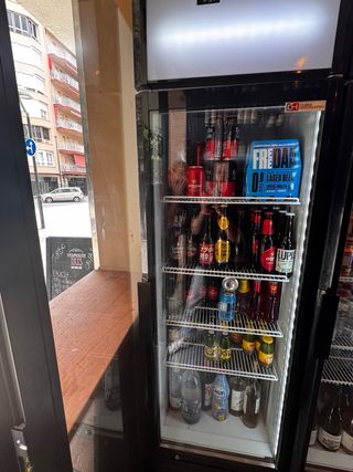 3 Neveras 250 € unidad 
