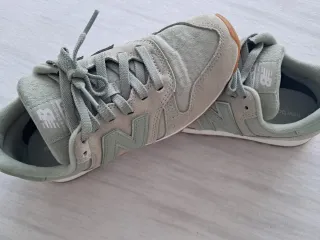 Zapatillas New Balance Beige/Verde