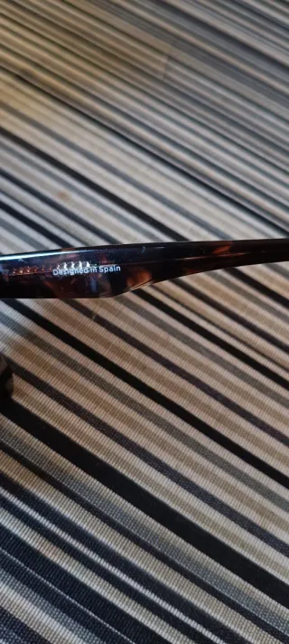 Gafas de sol Hawkers negras y marrones