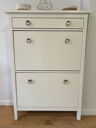 Scarpiera IKEA Hemnes bianca