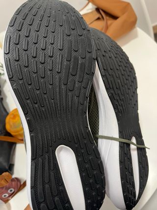 Zapatillas Adidas Verdes y Grises