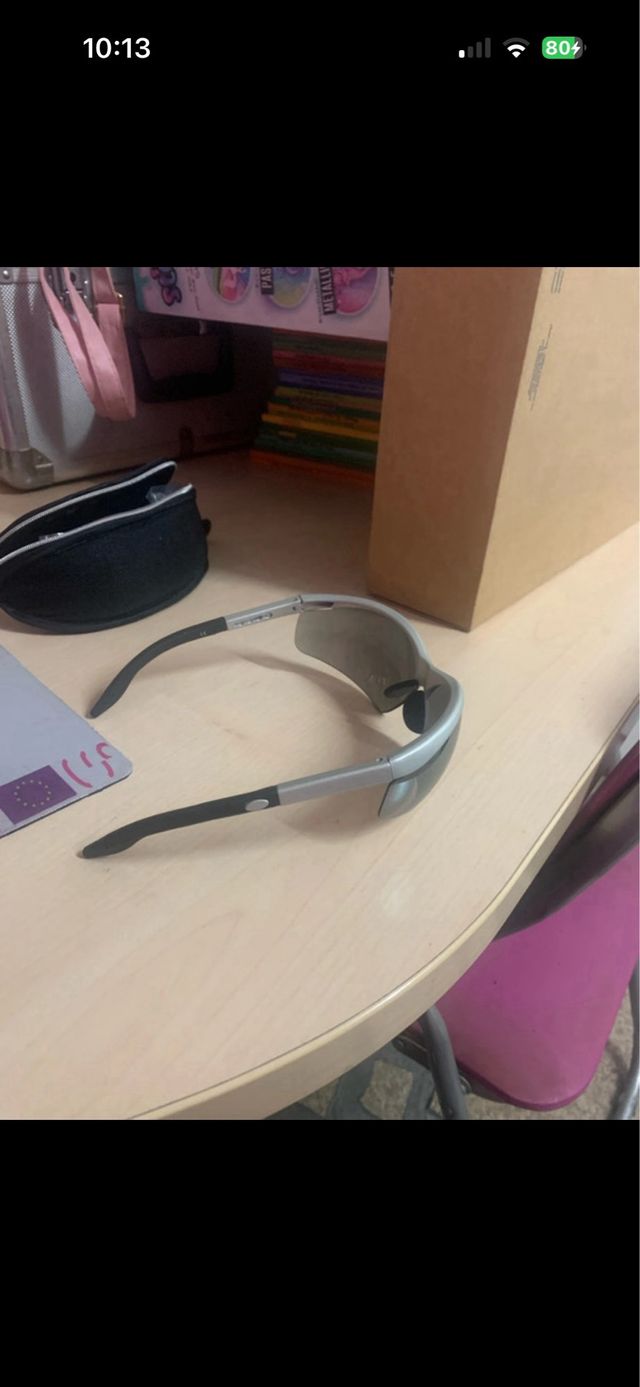 Óculos de sol pretos