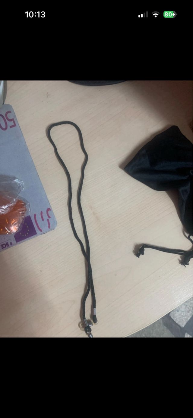 Óculos de sol pretos