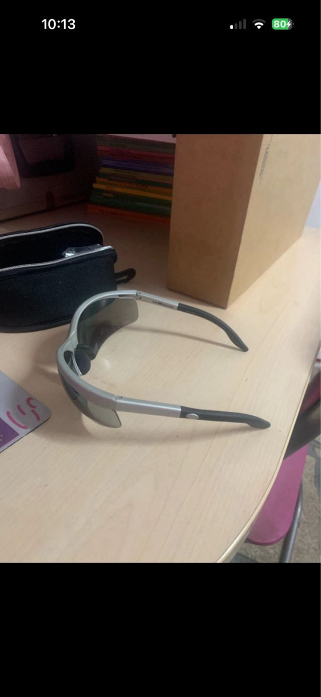 Óculos de sol pretos