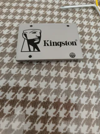 Disco Duro Kingston 120 GB SSD