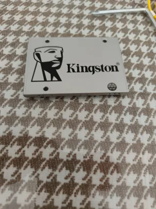 Disco Duro Kingston 120 GB SSD
