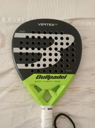 Pala de pádel Bullpadel Vertex 02 2025