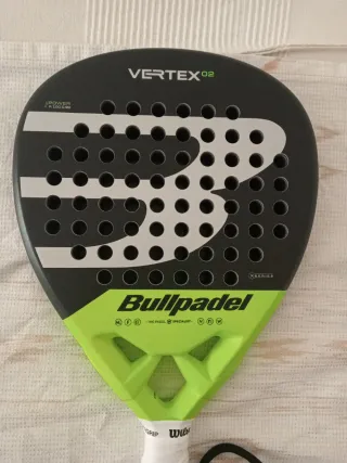 Pala de pádel Bullpadel Vertex 02 2025