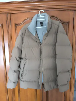 Plumífero beige hombre