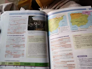 GEOGRAFIA E HISTORIA 2 ESO CONSTRUYENDO MUNDOS