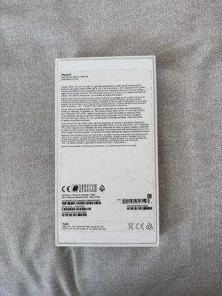iPhone 13 128 GB + caja + accesorios (bateria 75%)