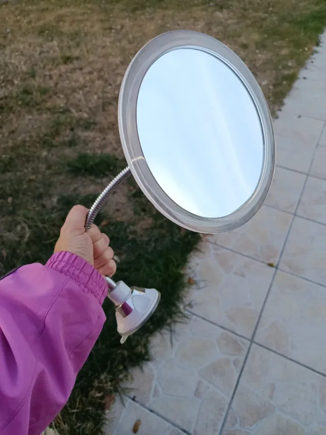 Espejo de aumento con ventosa