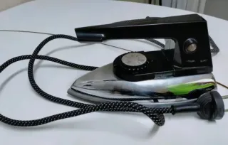 Plancha eléctrica antigua SOLAC