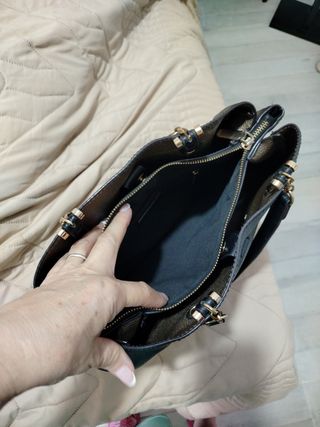 Bolso Negro