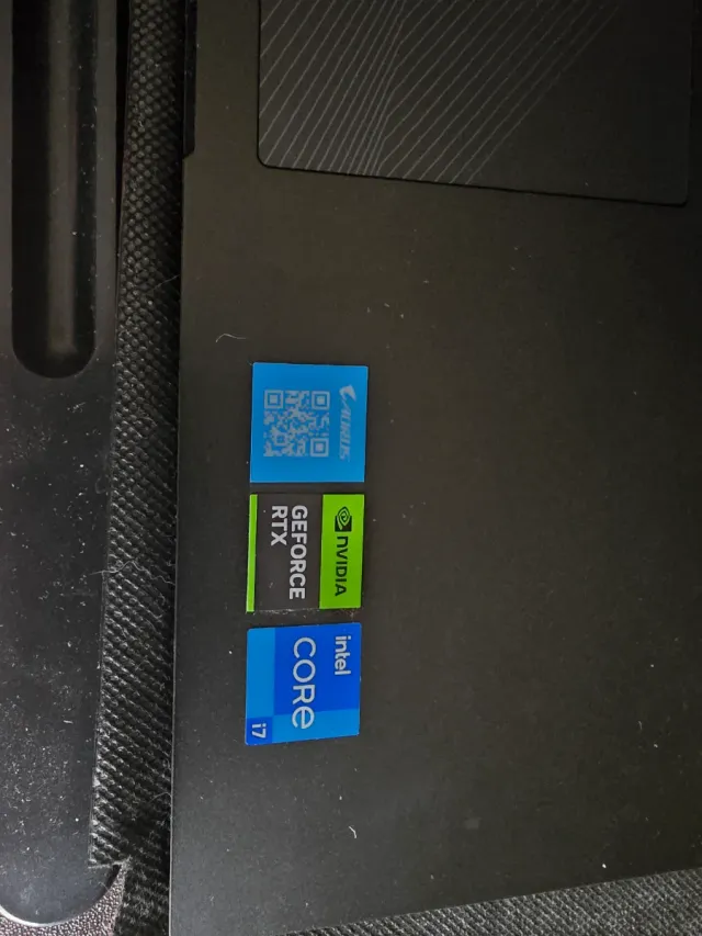 Gigabyte AORUS 15 rtx4060 16GB RAM 1TB SSD WIND 11