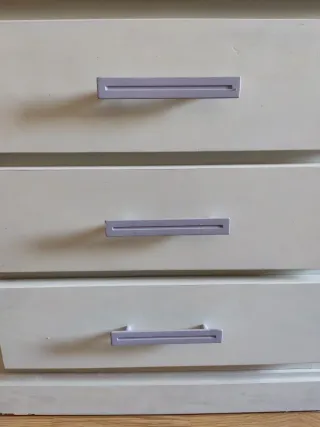 Tauleta de nit blanca Mesita de noche blanca