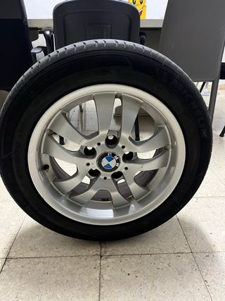 Llantas BMW con neumáticos Michelin