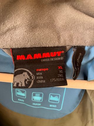 Chaqueta cortavientos impermeable Mammut azul