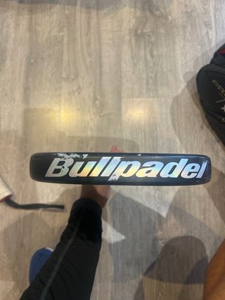 Pala Bullpadel Vertex 02