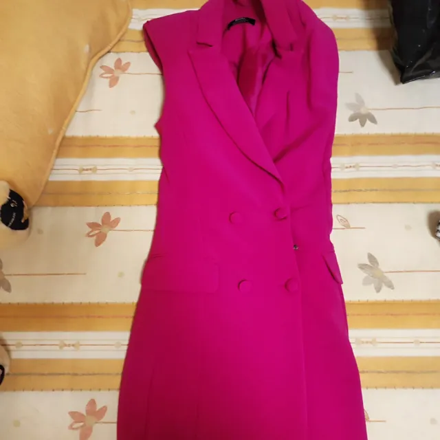 Vestido blazer sin mangas fucsia