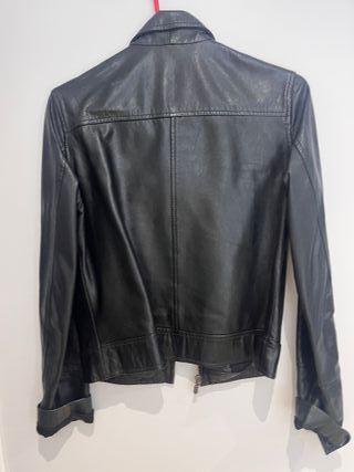 Cazadora de piel negra T40