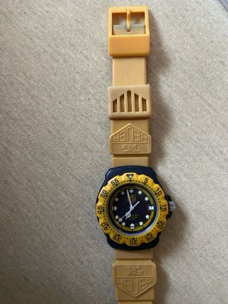 TAG Heuer 36mm Profesional Negro/Amarillo