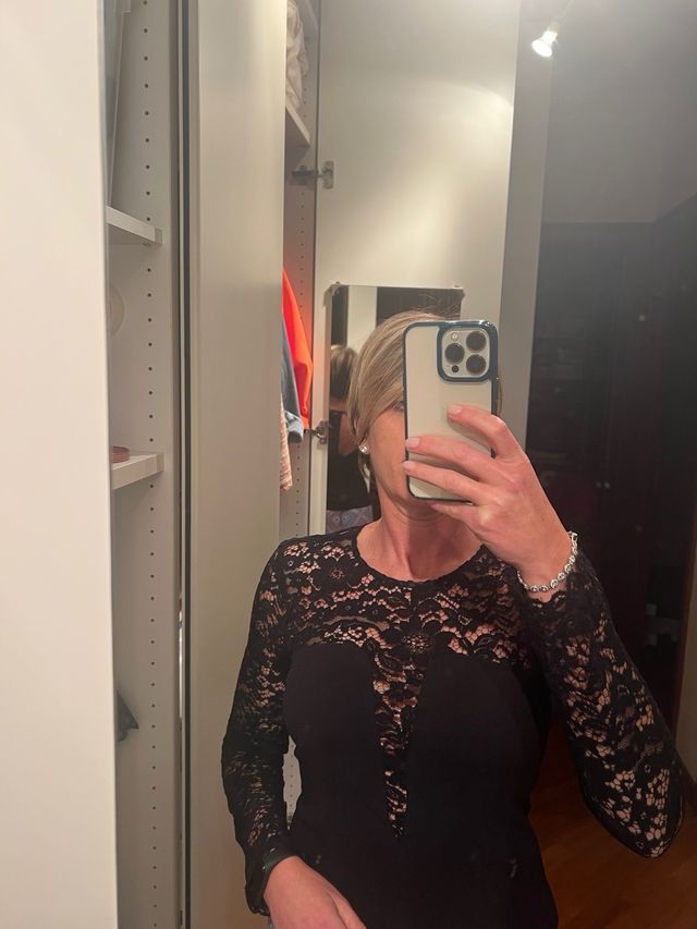 Merci - Maglia in pizzo scollo profondo