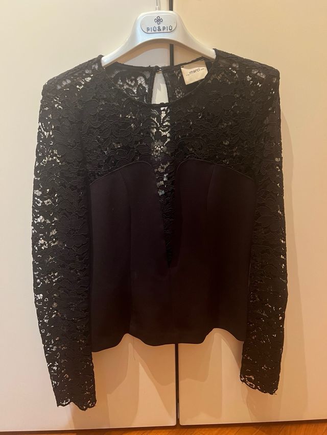 Merci - Maglia in pizzo scollo profondo