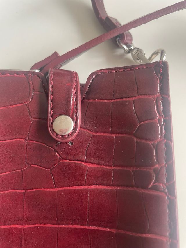 Bolso portamóvil Parfois burdeos