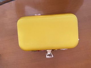 Bolso de mano fiesta flores amarillo