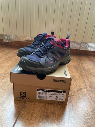 Zapatillas senderismo Salomon azul/rosa