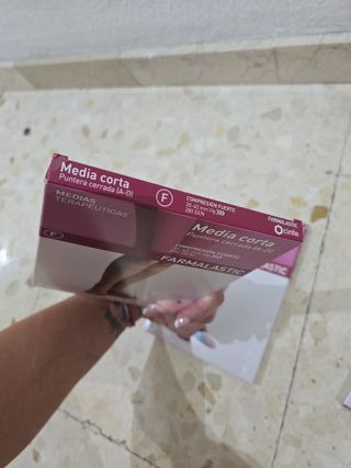Medias Farmalastic Compresión Fuerte Beige
