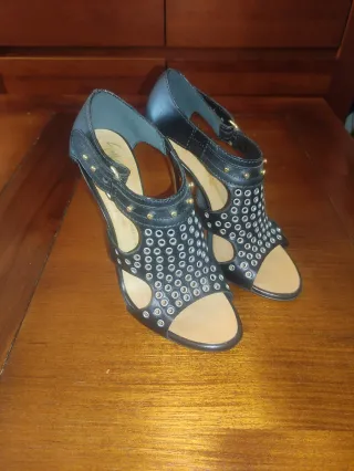 Sandalias de piel Giuseppe Zanotti 