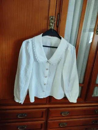 Camisa blanca mujer,una sola vez puesta 