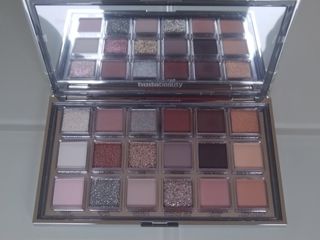 Paleta Huda Beauty Icy Nude