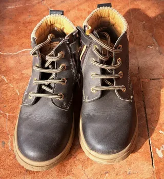 Zapatos Pablosky niño marrones talla 27