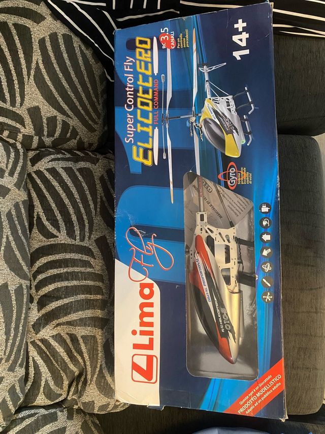 Helicóptero teledirigido Lima 14+