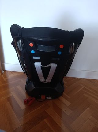 Silla de coche negra