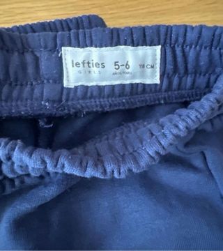 Lote 3 pantalones de chándal (talla 5-6)
