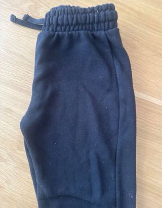 Lote 3 pantalones de chándal (talla 5-6)