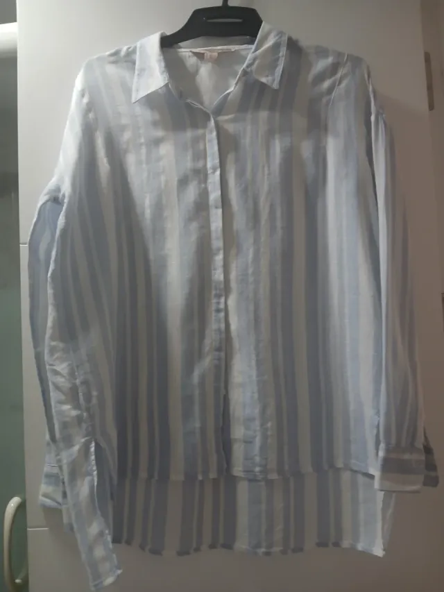 Camisa forever 21 rayas azul y blanco Talla M