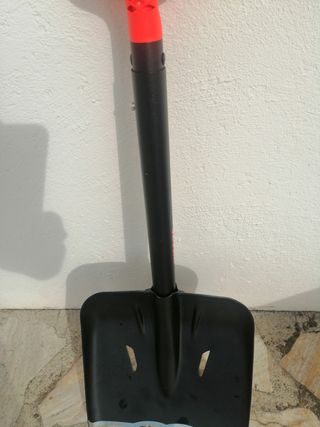 Pala Plegable aludes Naranja y Negra