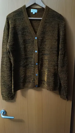 Lote 2 jerséis Zara beige Talla. L   a 1€ cada uno