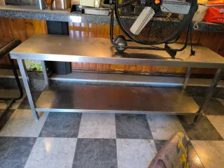 Mesa de Acero Inoxidable media 2.50 mt