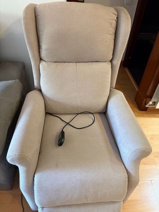 Sillón individual eléctrico beige