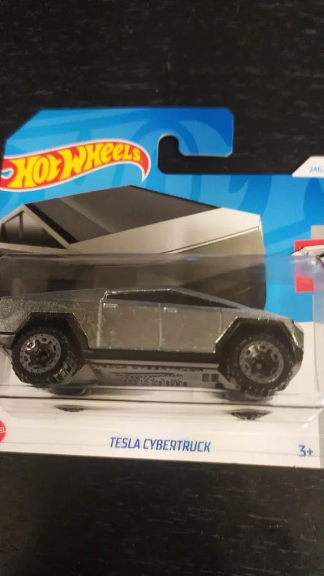 Hot Wheels Tesla Cybertruck