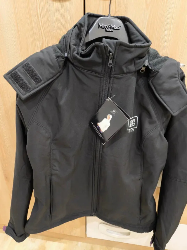 Chaqueta B&C Mujer Negra