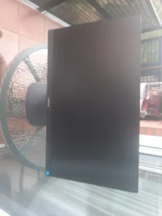 Pantalla Philips 243S